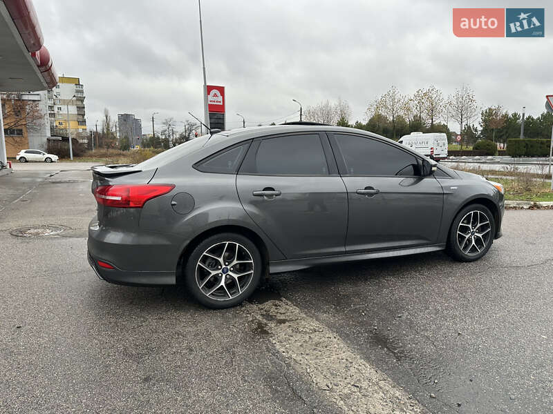 Седан Ford Focus 2015 в Днепре фото 5 Седан Ford Focus 2015 в Днепре