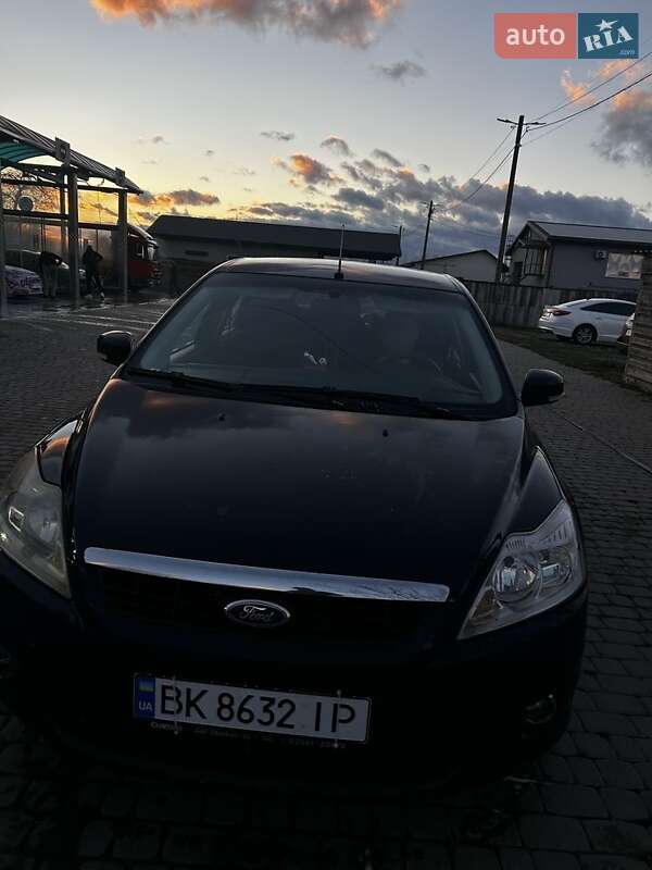 Универсал Ford Focus 2009 в Березному