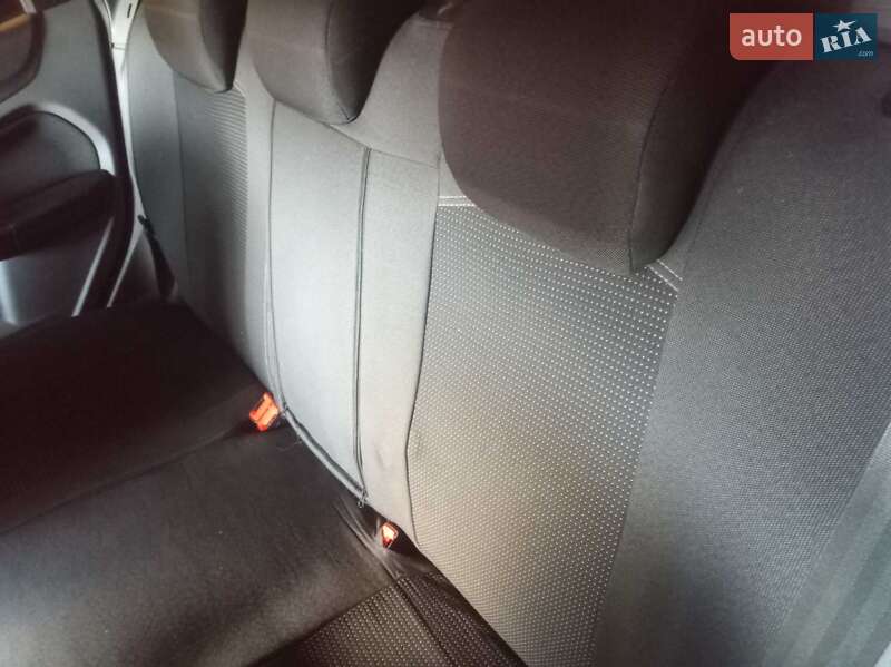 Універсал Ford Focus 2010 в Мукачевому фото 17 Універсал Ford Focus 2010 в Мукачевому