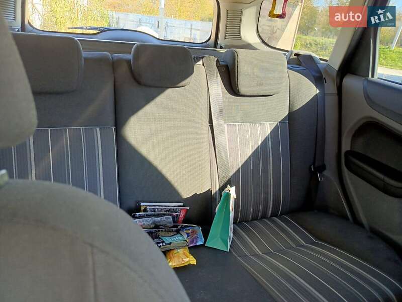 Универсал Ford Focus 2008 в Кельменцах фото 10 Универсал Ford Focus 2008 в Кельменцах