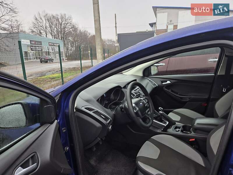 Седан Ford Focus 2013 в Хмельницком фото 16 Седан Ford Focus 2013 в Хмельницком