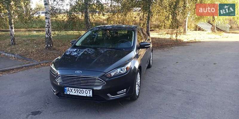 Седан Ford Focus 2017 в Киеве