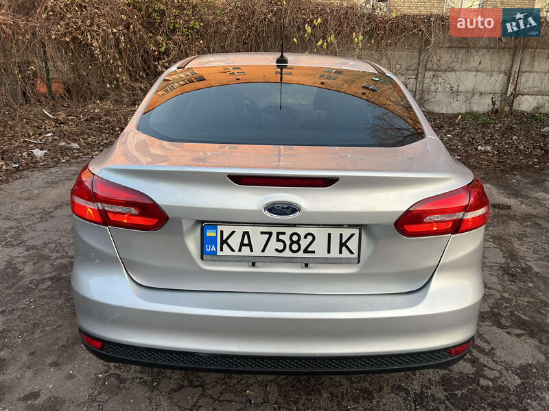 Седан Ford Focus 2016 в Києві