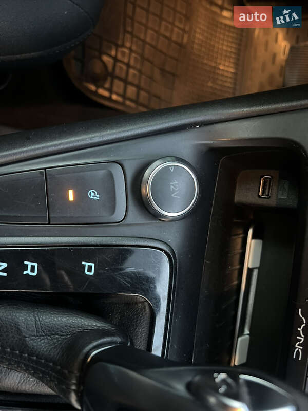 Седан Ford Focus 2016 в Києві