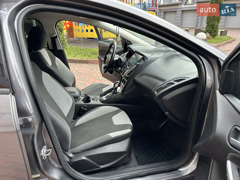 Хэтчбек Ford Focus 2013 в Ивано-Франковске