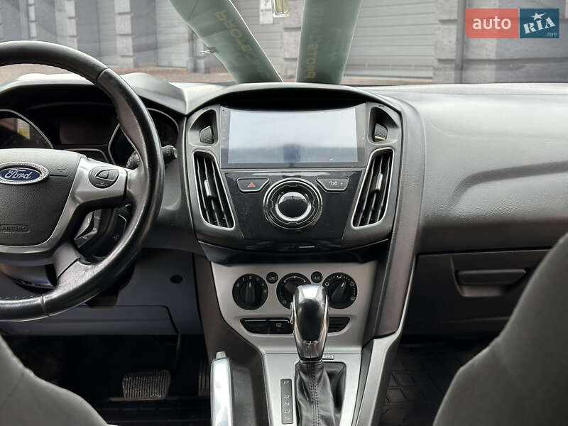 Хэтчбек Ford Focus 2013 в Ивано-Франковске