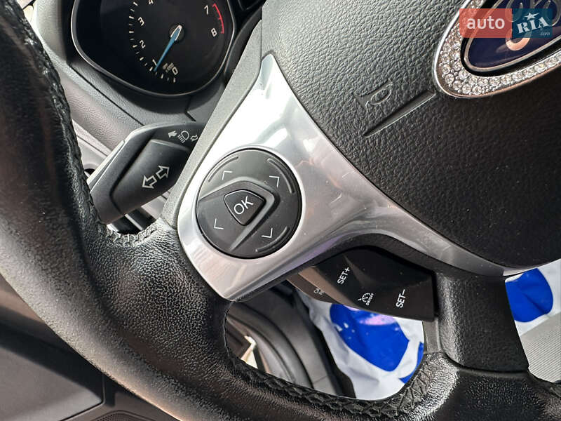 Хэтчбек Ford Focus 2013 в Ивано-Франковске