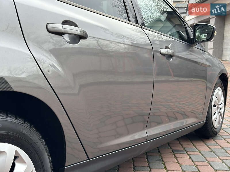 Хэтчбек Ford Focus 2013 в Ивано-Франковске