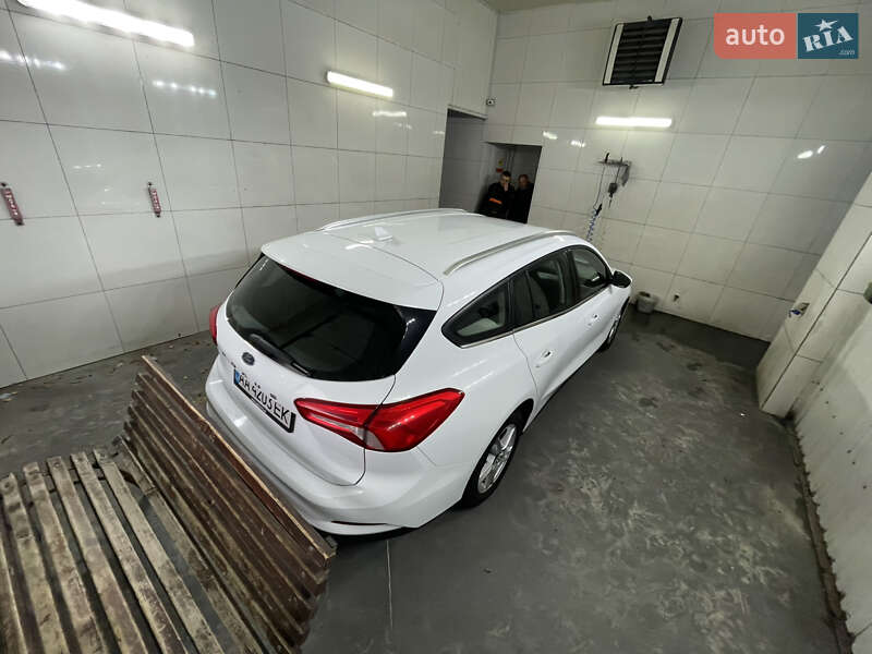 Универсал Ford Focus 2018 в Киеве