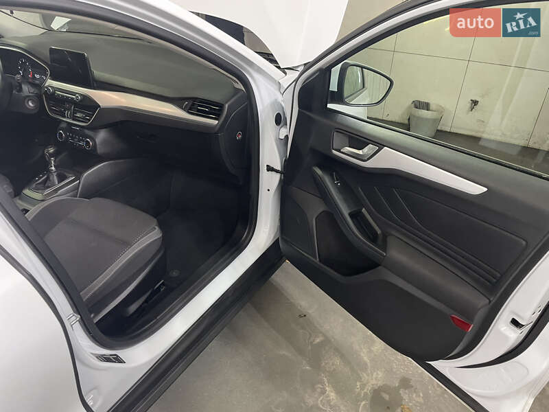 Универсал Ford Focus 2018 в Киеве