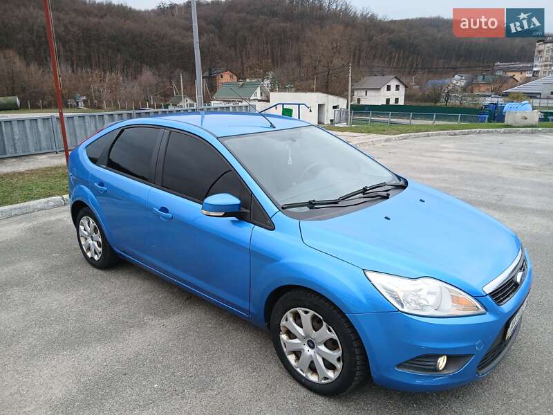 Хетчбек Ford Focus 2010 в Обухові