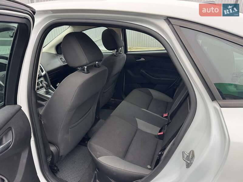 Седан Ford Focus 2014 в Полтаве фото 14 Седан Ford Focus 2014 в Полтаве