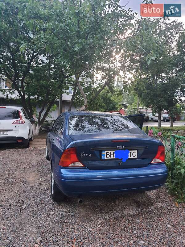Седан Ford Focus 2000 в Николаеве