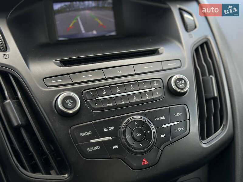 Седан Ford Focus 2015 в Днепре