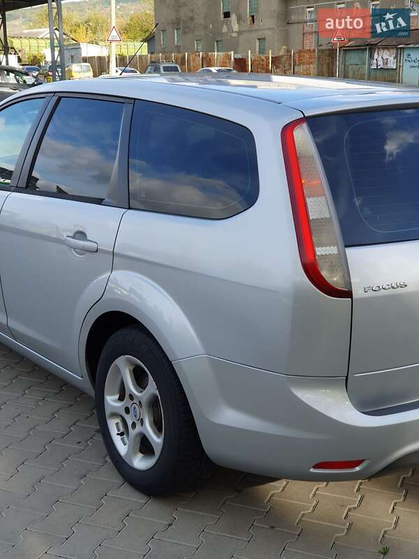 Универсал Ford Focus 2010 в Черновцах