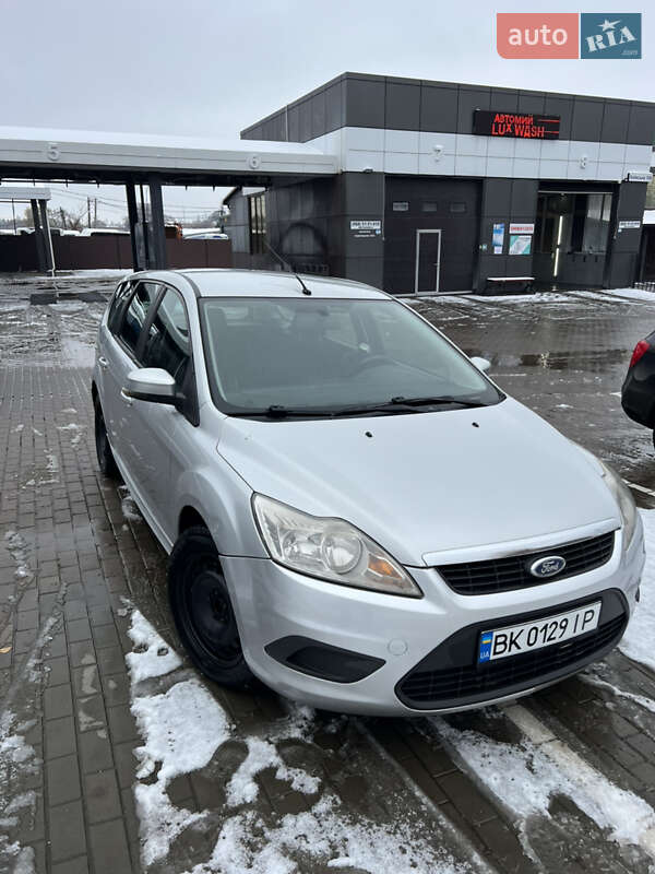 Универсал Ford Focus 2008 в Ровно фото Универсал Ford Focus 2008 в Ровно