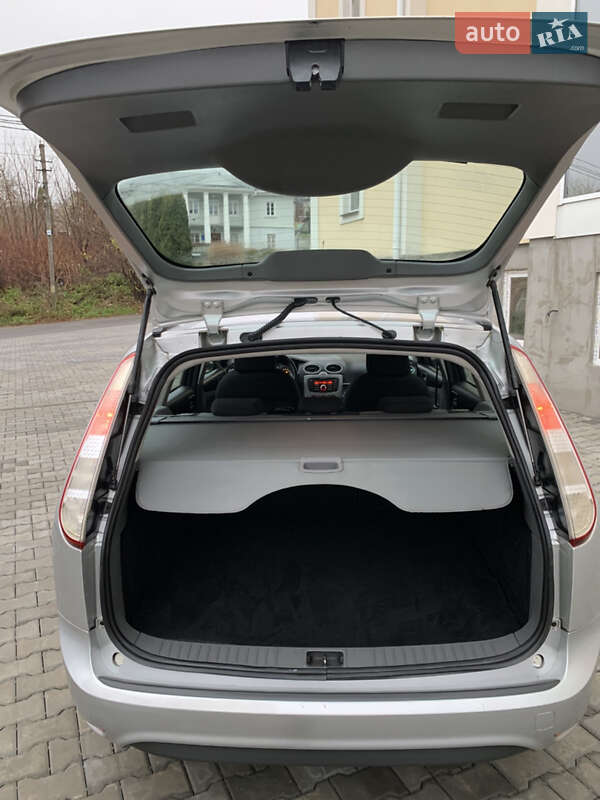 Універсал Ford Focus 2010 в Кременці