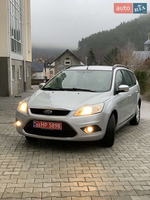 Універсал Ford Focus 2010 в Кременці
