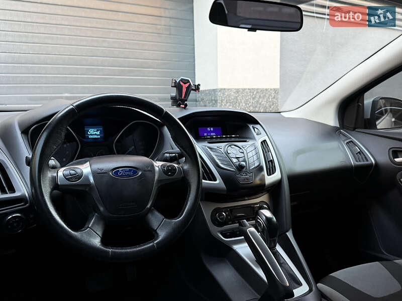 Седан Ford Focus 2011 в Дніпрі