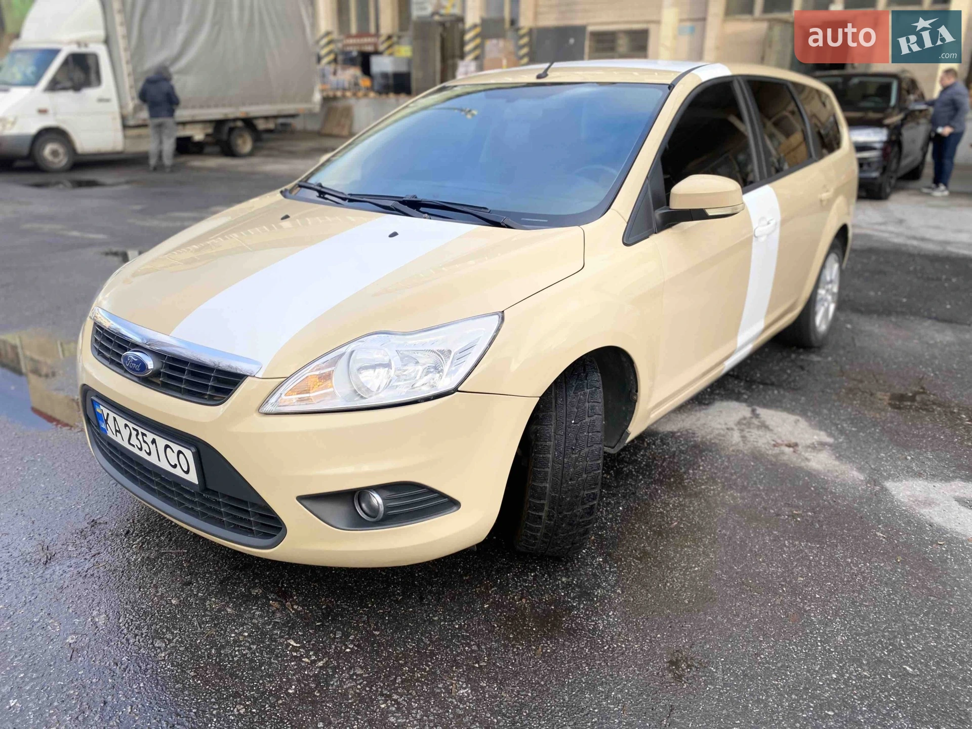 2010 Ford Focus - мініатюра 4