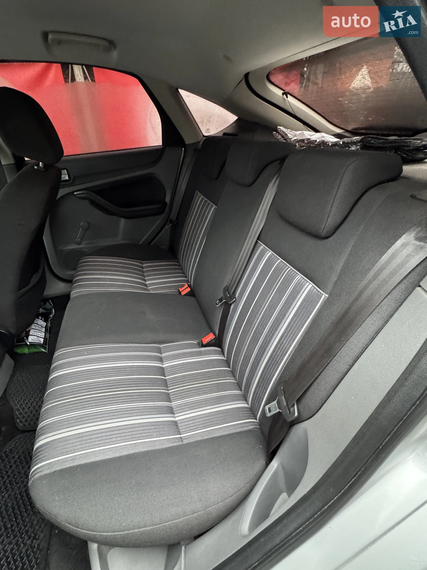2011 Ford Focus - мініатюра 8