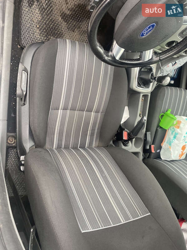 Универсал Ford Focus 2010 в Львове