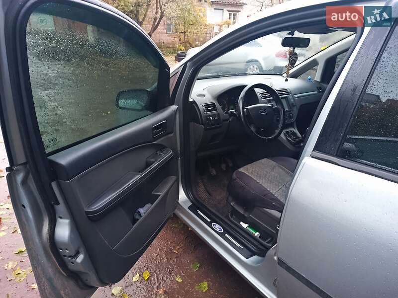 Хэтчбек Ford Focus 2005 в Чернигове