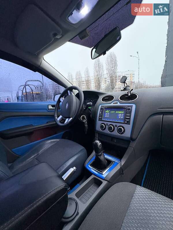 Хэтчбек Ford Focus 2006 в Вишневом фото 27 Хэтчбек Ford Focus 2006 в Вишневом