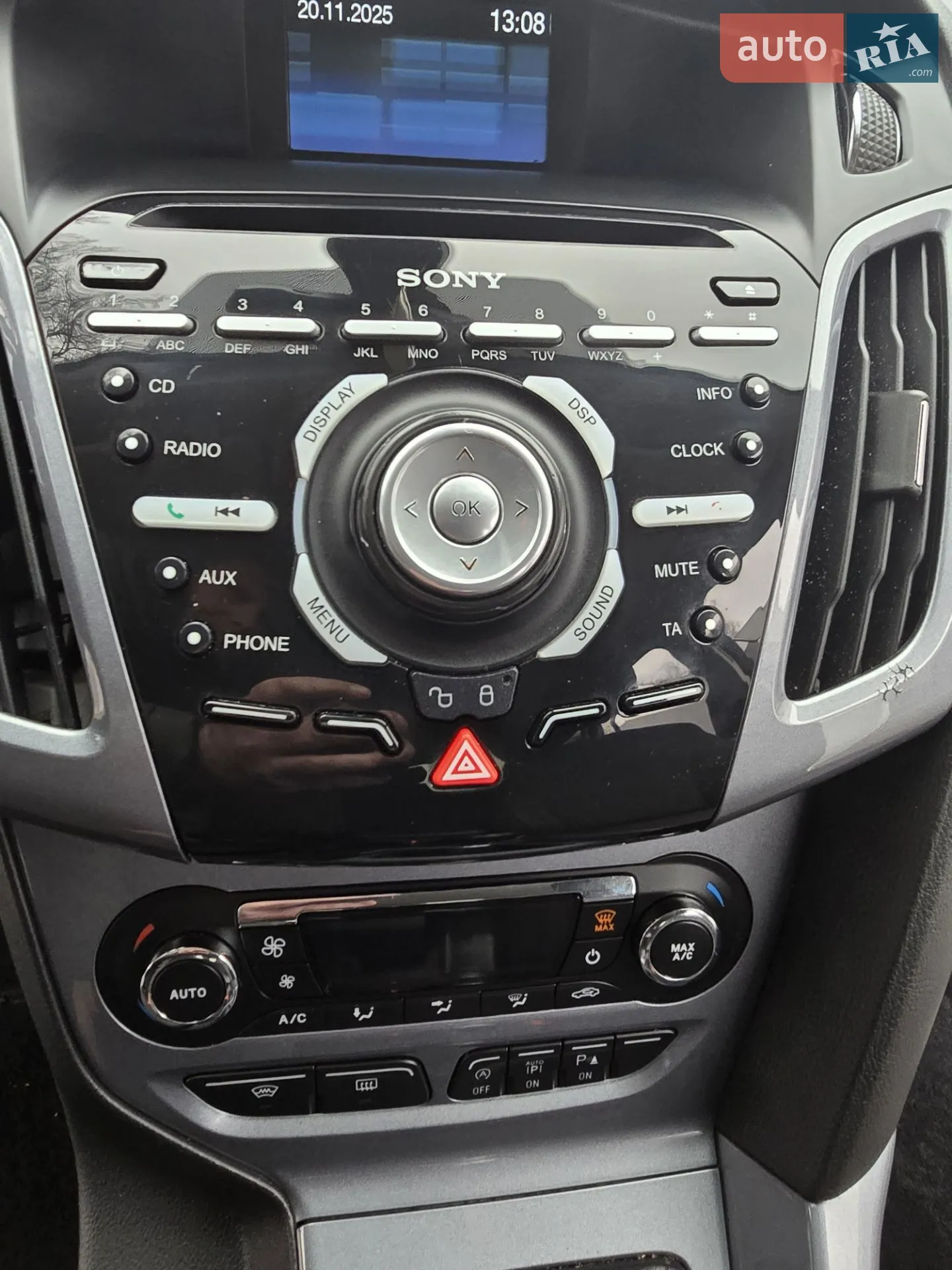 2011 Ford Focus - мініатюра 20