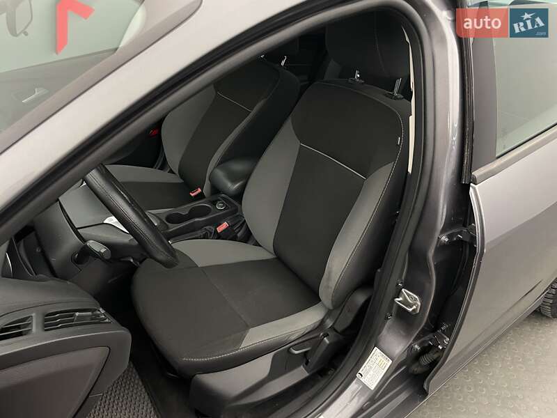 Седан Ford Focus 2013 в Києві