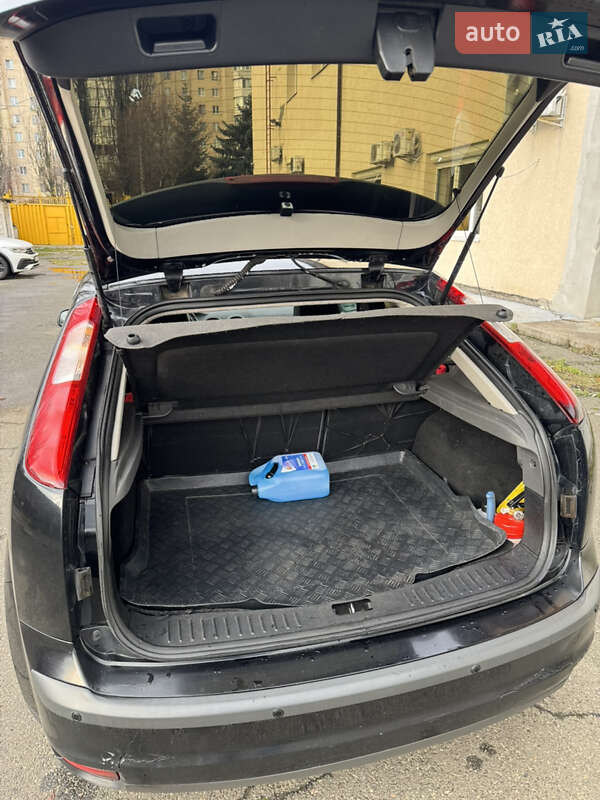 Хетчбек Ford Focus 2007 в Києві