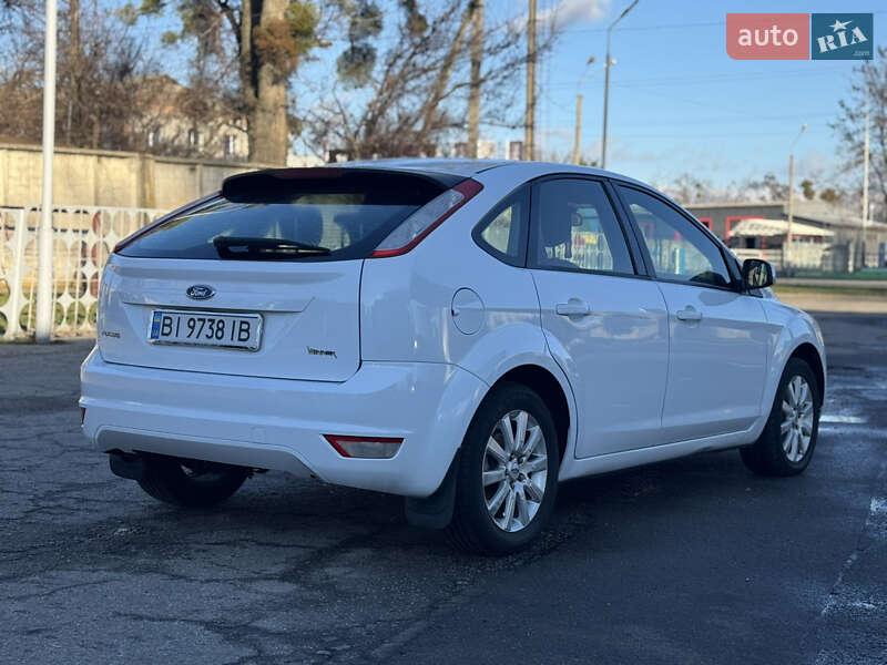 Хетчбек Ford Focus 2011 в Лубнах фото 5 Хетчбек Ford Focus 2011 в Лубнах