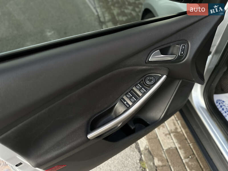 Седан Ford Focus 2018 в Києві