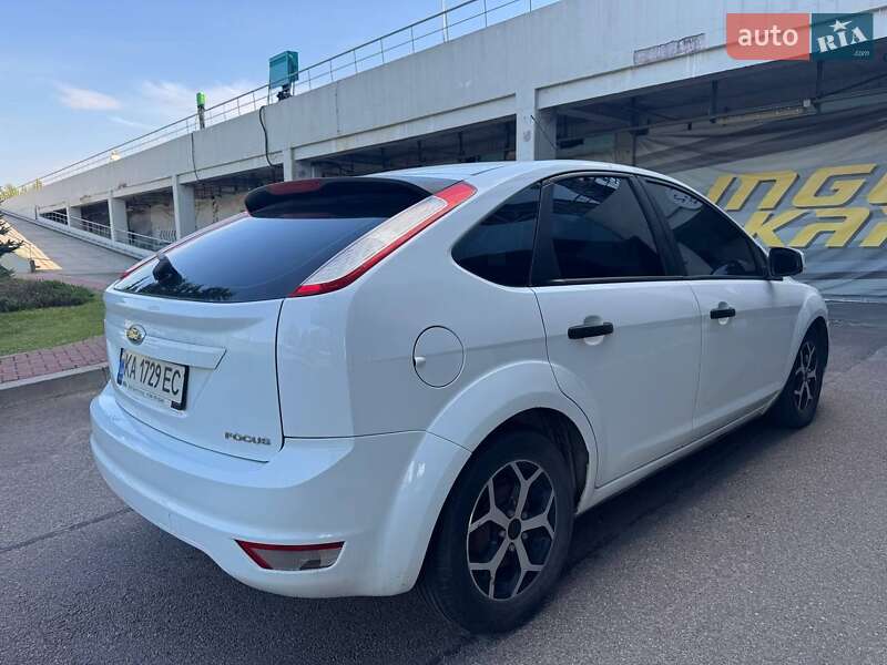 Хетчбек Ford Focus 2011 в Прилуках