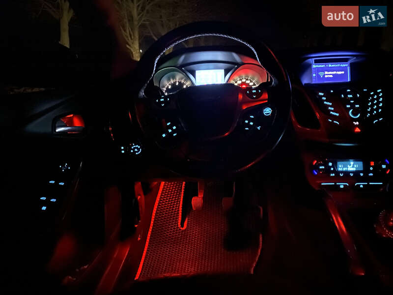 Універсал Ford Focus 2011 в Зорі