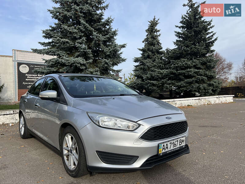 Седан Ford Focus 2017 в Киеве