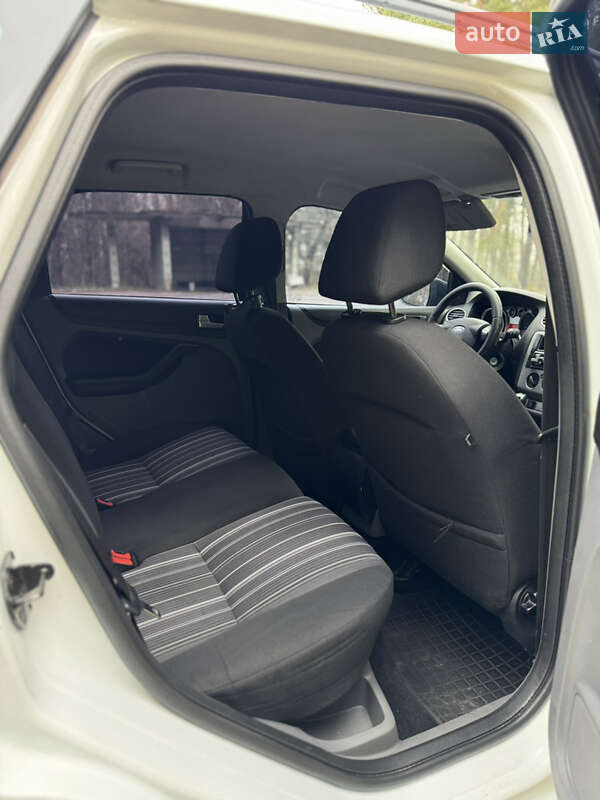 Універсал Ford Focus 2010 в Ободівці фото 15 Універсал Ford Focus 2010 в Ободівці