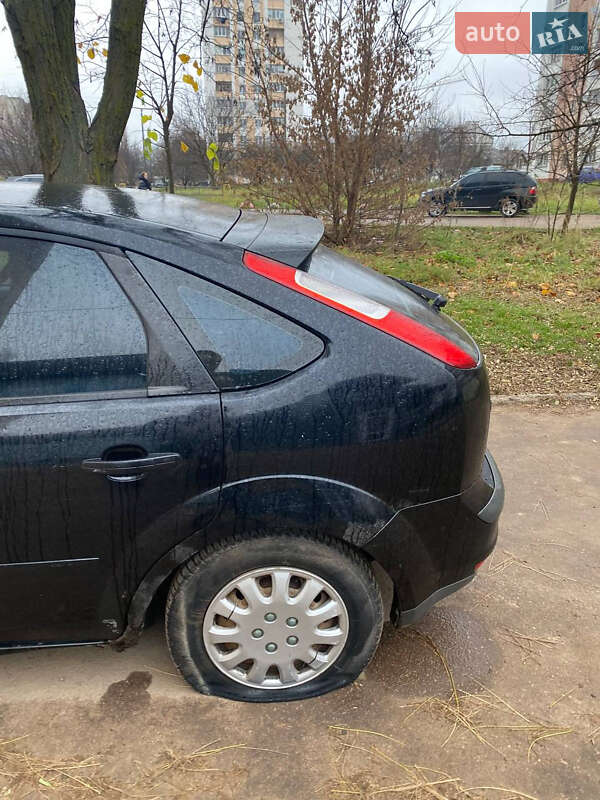Хэтчбек Ford Focus 2007 в Житомире