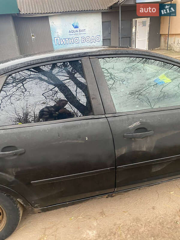 Хэтчбек Ford Focus 2007 в Житомире