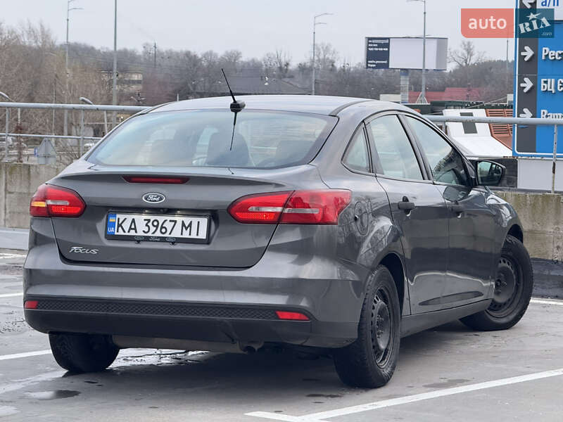 Седан Ford Focus 2017 в Киеве фото 8 Седан Ford Focus 2017 в Киеве