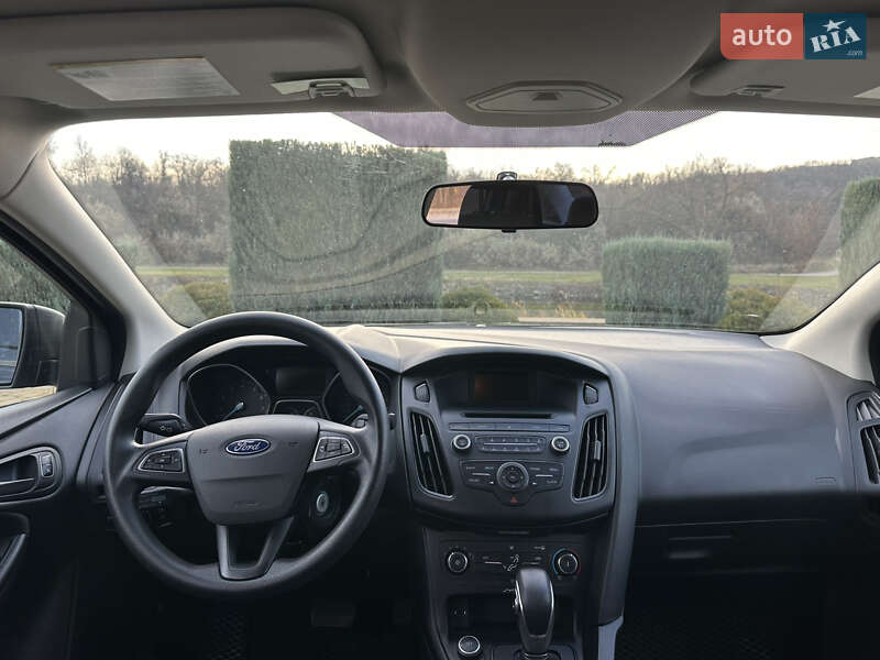 Седан Ford Focus 2016 в Дніпрі