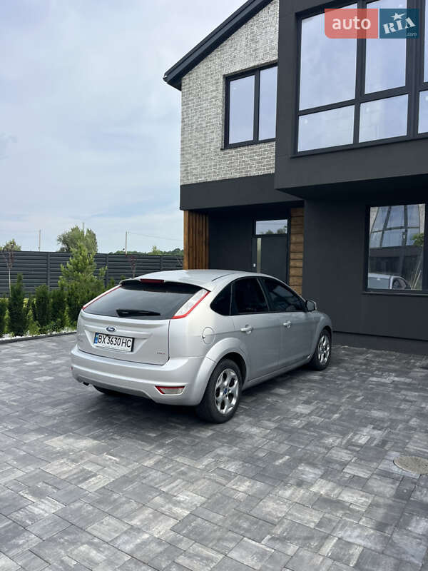 Хетчбек Ford Focus 2011 в Хмельницькому