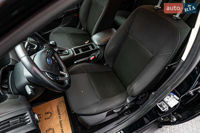 Седан Ford Focus 2017 в Києві