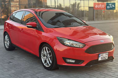 Хетчбек Ford Focus 2015 в Дніпрі