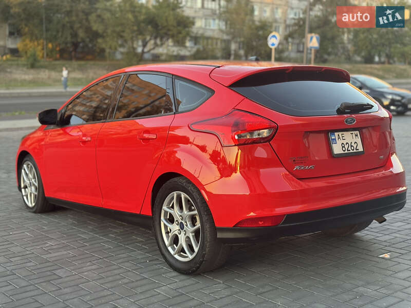 Хэтчбек Ford Focus 2015 в Днепре