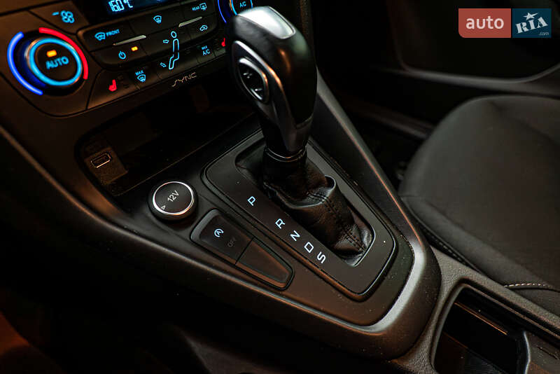 Хетчбек Ford Focus 2015 в Києві