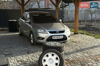 Седан Ford Focus 2008 в Хмільнику