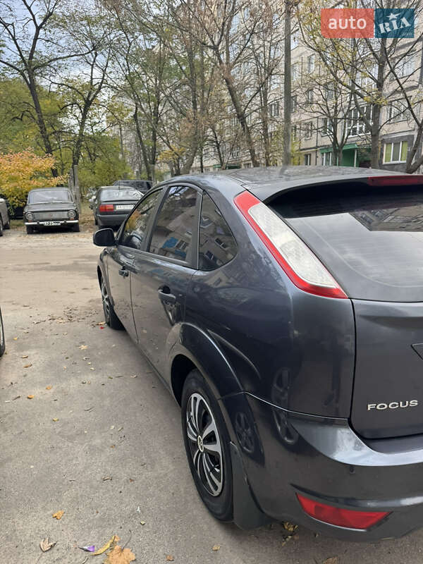 Хэтчбек Ford Focus 2011 в Киеве
