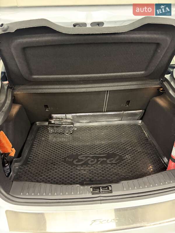 Хэтчбек Ford Focus 2013 в Днепре фото 18 Хэтчбек Ford Focus 2013 в Днепре