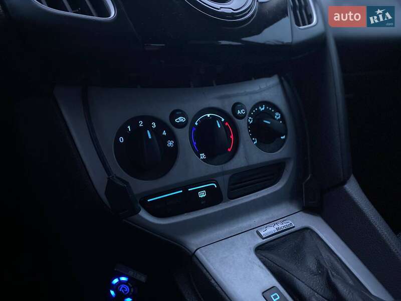 Хэтчбек Ford Focus 2013 в Киеве